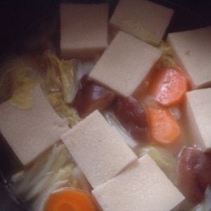 風邪の日のお弁当にёお野菜と高野豆腐の柔らか煮